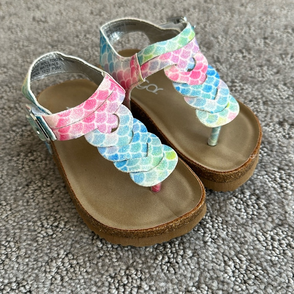 Sugar Rainbow Mermaid Toddler Girls Sandals! Brand new. Toddler Size 6.